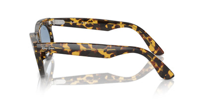 Ray-Ban Wayfarer Oval RB2242