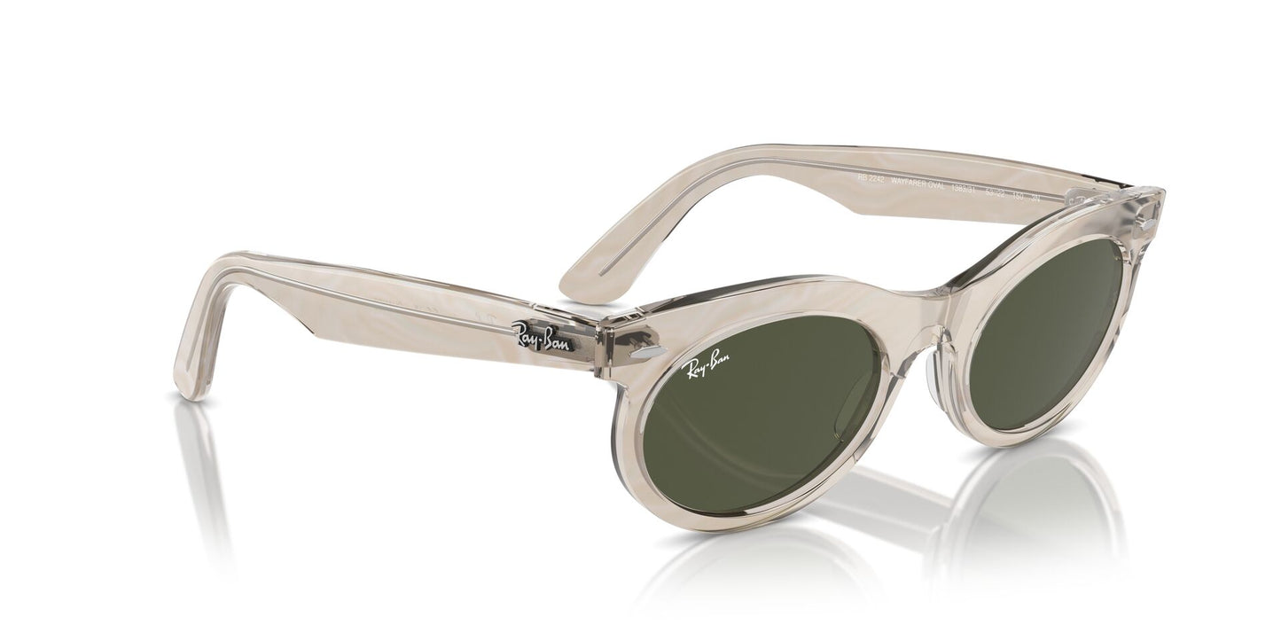 Ray-Ban Wayfarer Oval RB2242